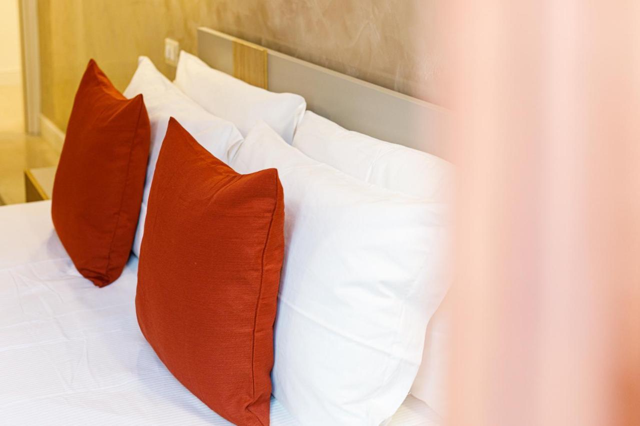 Erreggi Luxury Rooms Rome Bagian luar foto