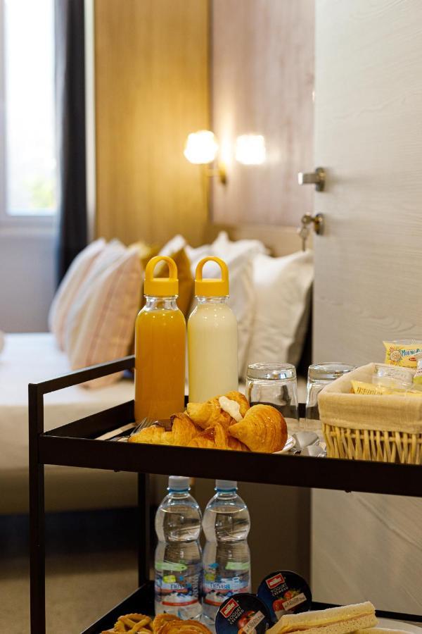 Erreggi Luxury Rooms Rome Bagian luar foto