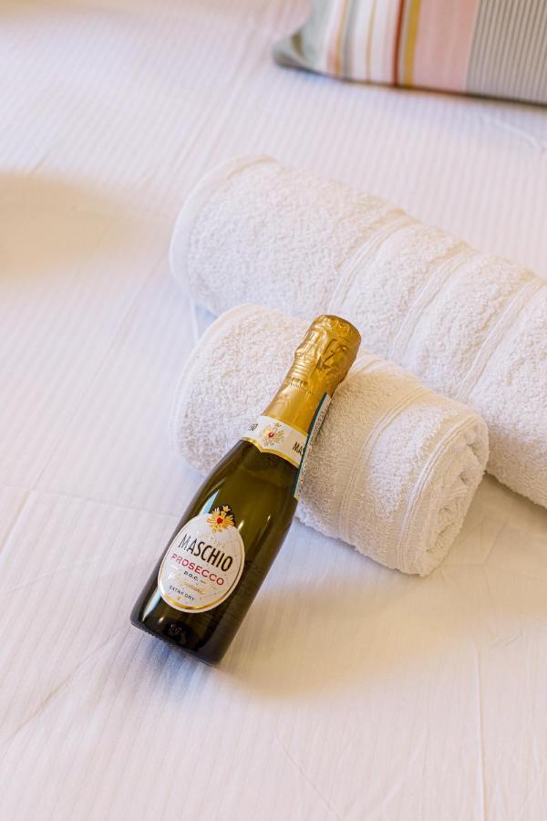 Erreggi Luxury Rooms Rome Bagian luar foto